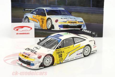 Calibra V6 4x4 Team Joest