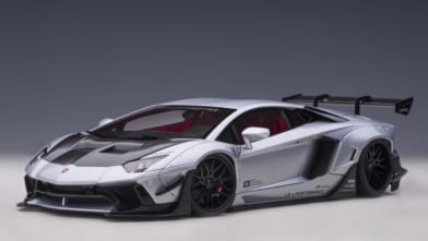Walk LB-Works Lamborghini Aventador Limited Edition