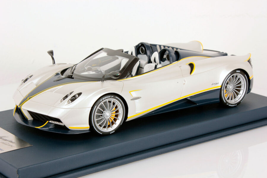 Huayra Roadster Gyrfalcon