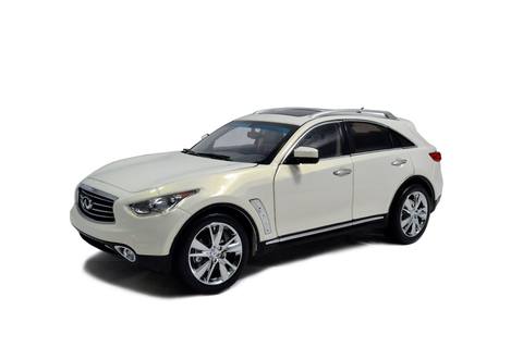 QX70