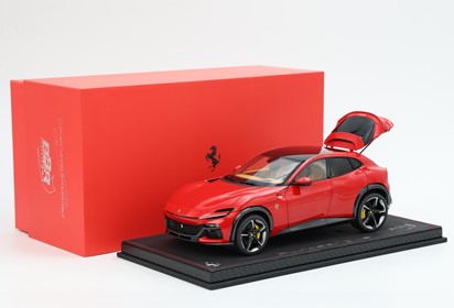 Purosangue diecast panoramic roof