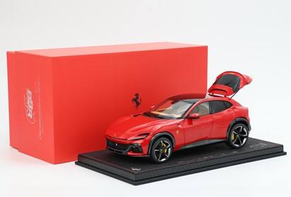 Purosangue diecast panoramic roof