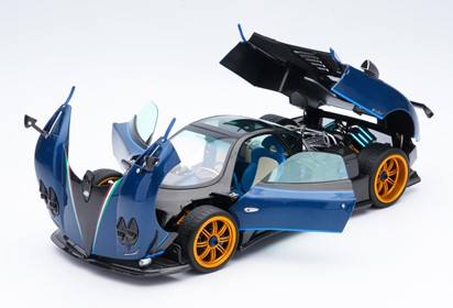 Pagani Zonda Tricolore diecast full open SPECIAL PACK