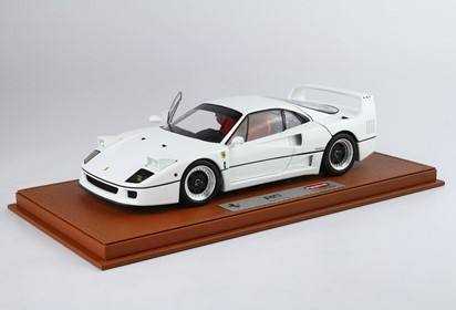 Ferrari F40 White and black- rims -Kyosho