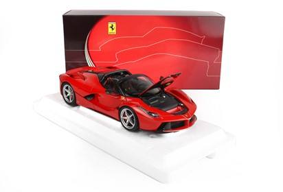 LaFerrari APERTA