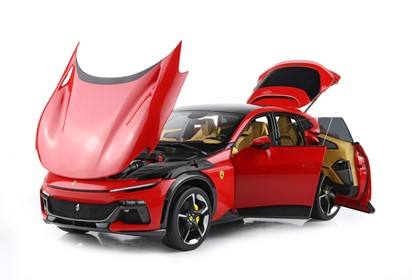 Purosangue diecast panoramic roof