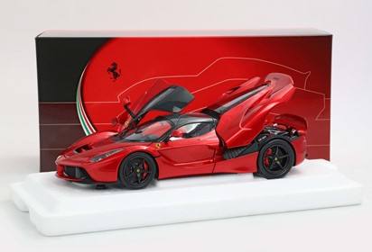 LaFerrari open diecast rosso F1 2007 and roof