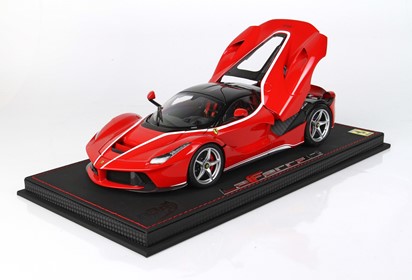 LaFerrari die cast Red Corsa 322 -5 points safety belts