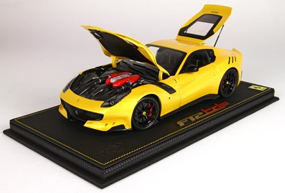 F12 TDF Tristrato e gloss black wheels