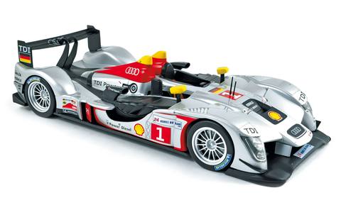 R15 2009 24H Le Mans 1 Capello/Kristensen/McNish