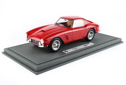 250 SWB Short Wheel Base leather color interior