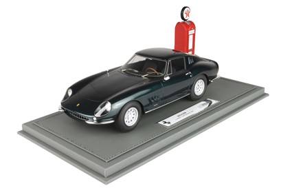 275 GTB Personal Clint Eastwood with Texaco petrol pump