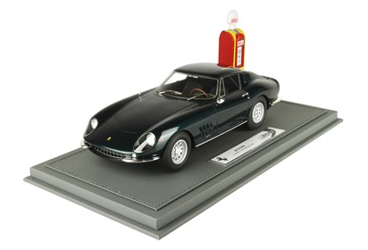 275 GTB Personal Clint Eastwood with Shell petrol pump