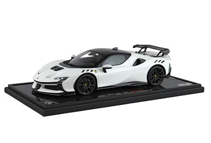 SF90 XX Stradale White Cervino carbon wheels CARBON BASE AND CASE INCLUDED