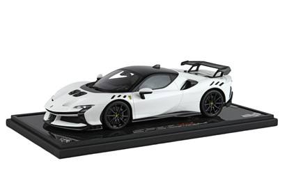 SF90 XX Stradale White Cervino carbon wheels CARBON BASE AND CASE INCLUDED