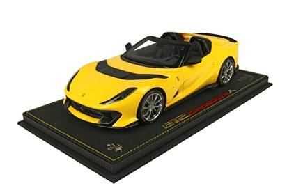 812 Competizione A yellow three layer Matt mirrors