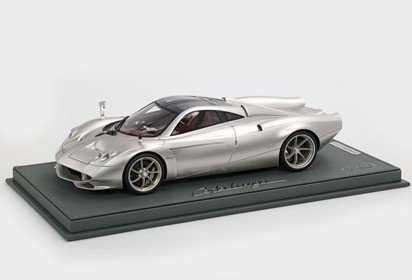 Pagani Huayra Codalunga Gold Bronze