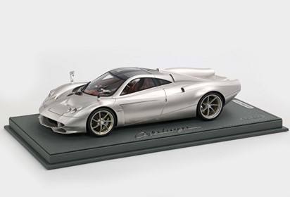 Pagani Huayra Codalunga Gold Bronze