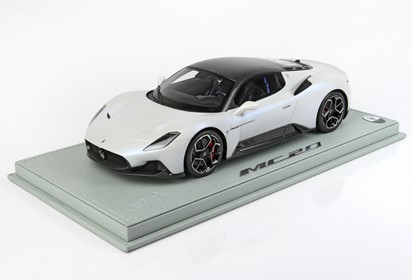 MC20 Bianco Audace/Carbon Roof