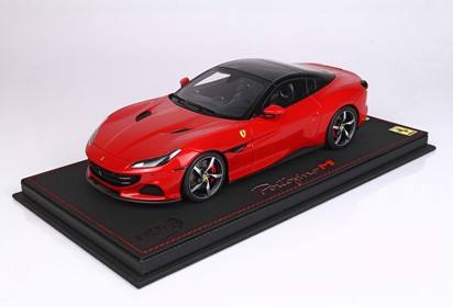 Portofino M Spider closed roof Rosso Corsa and roof