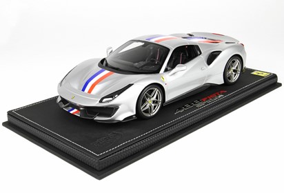 488 Pista Spider closed roof Argento Nurburgring