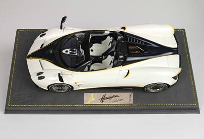 Pagani Huayra Roadster Gyrfalcon