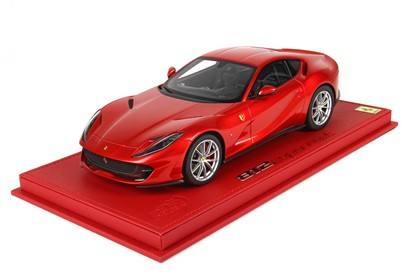 812 Superfast gloss F1