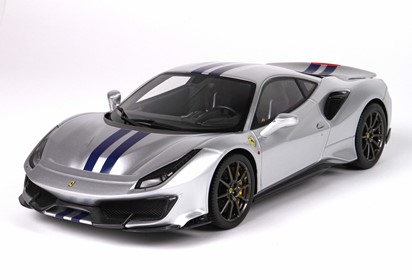 488 Pista Geneve Auto Show metal