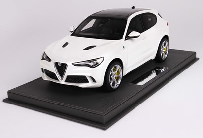 Stelvio Quadrifoglio pearl