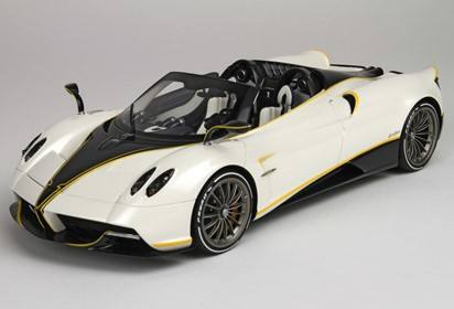 Huayra Roadster Gyrfalcon