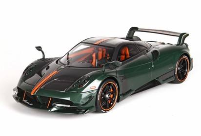 Huayra BC green and