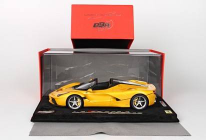 LaFerrari Aperta three alloy met