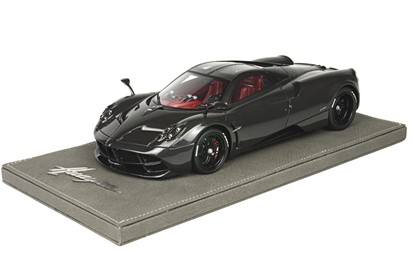 Pagani Huayra Geneve Exhibition