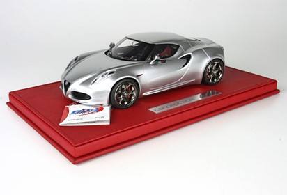 4C Frankfurt with display case