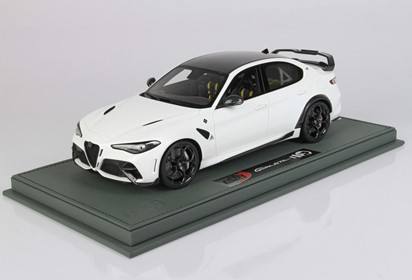 Alfa Romeo Giulia GTAM Bianco Trofeo roll bar Bianco Trofeo brakes