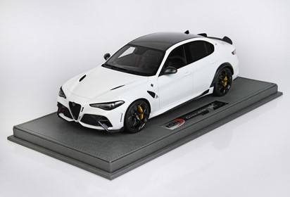 Giulia GTA Bianco Trofeo brakes