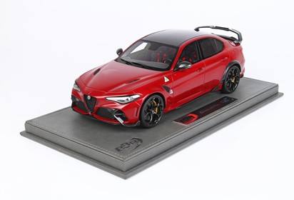 Alfa Romeo Giulia GTAM Rosso GTA roll bar and gold brakes