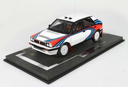 Delta HF Integrale 16V with Martini livrea