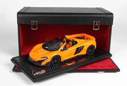 675LT Spider special packaging