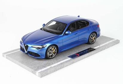 Alfa Romeo Giulia Veloce Paris Auto Show