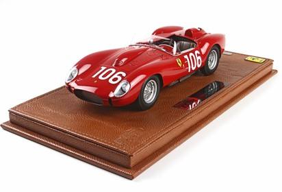 250 TR Winner Targa Florio withd display case