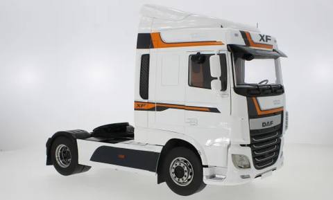 XF Space Cab