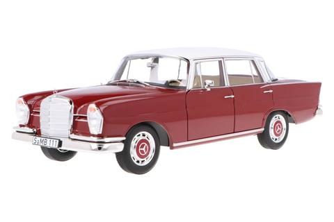 Mercedes-Benz 220 S (W111) Middle