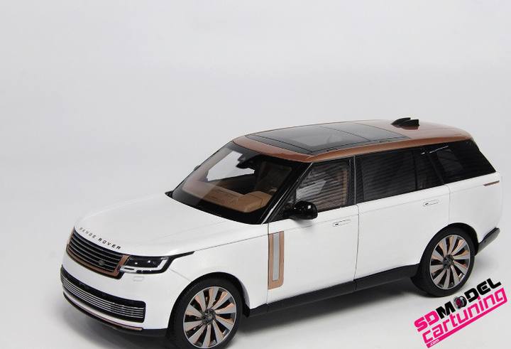 Land Rover SV Serenity