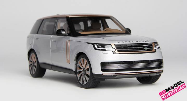 Land Rover SV Serenity