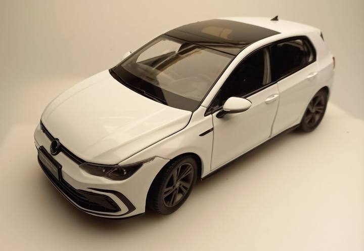 Volkswagen Golf 8 R-Line