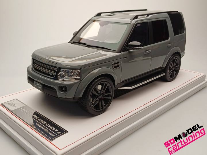 Land Rover Discovery 4