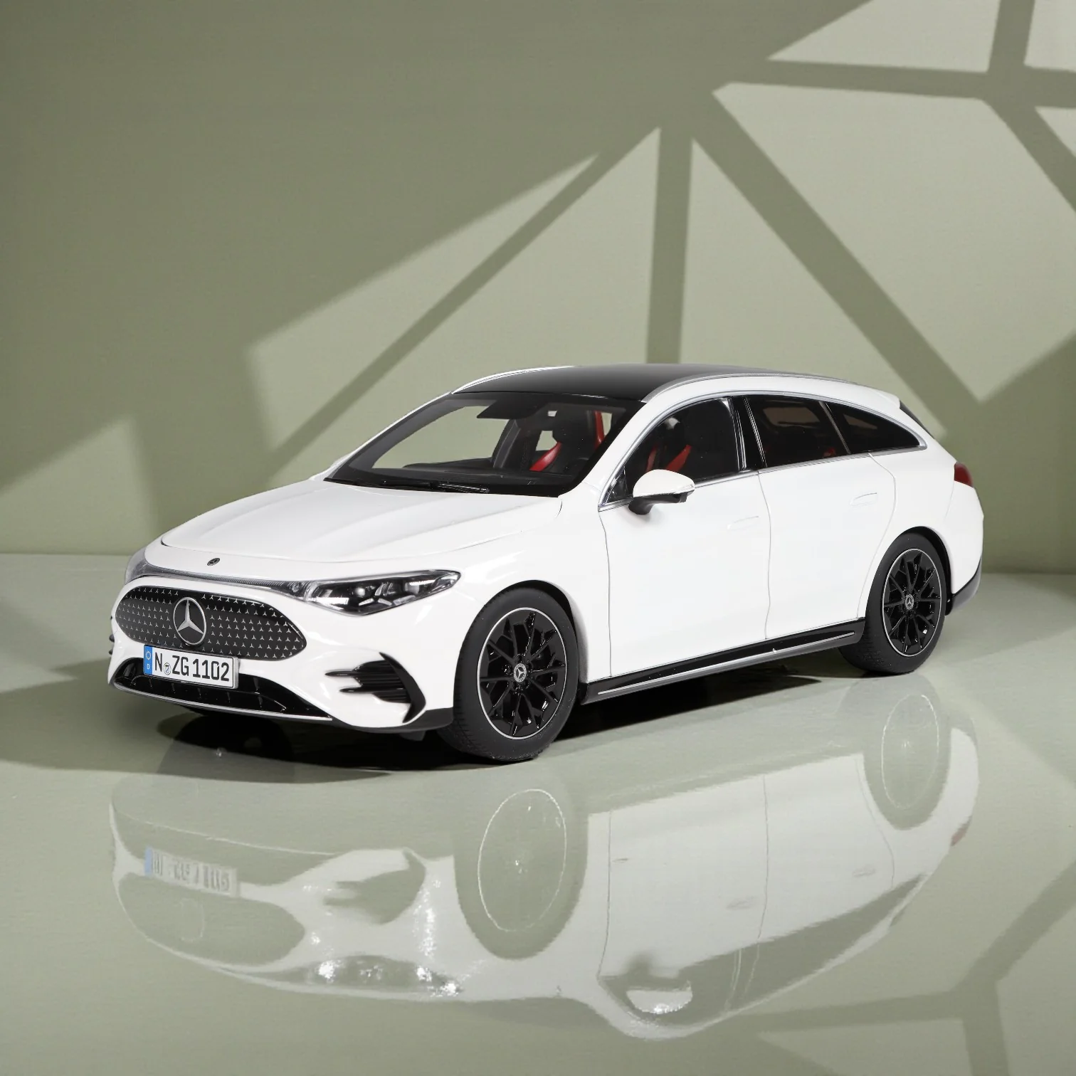 CLA Shooting Brake with EQ technology