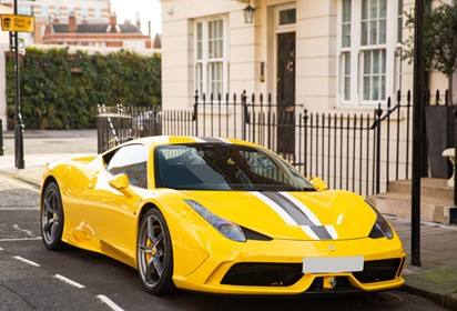 Ferrari 458 Speciale Giallo Modena with
