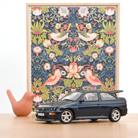 Escort Cosworth Imperial Blue Metallic